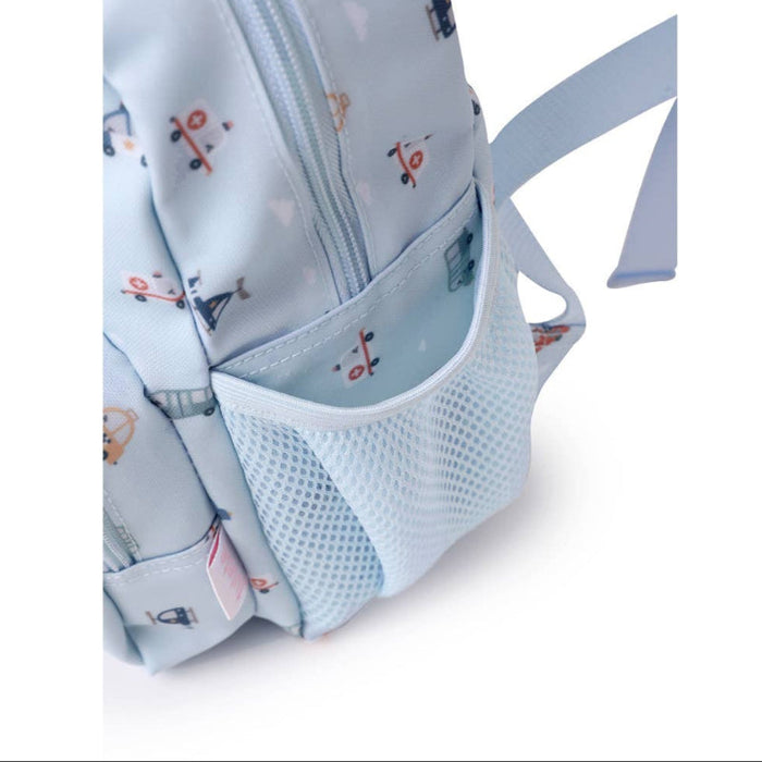 Blå minirygsæk med biler