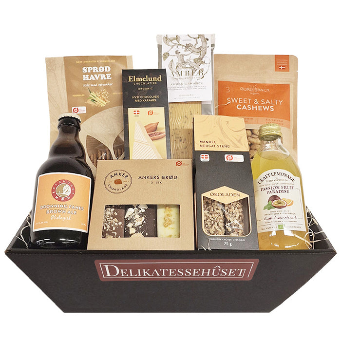 Økologisk gavekurv m. øl, lemonade, chokolade og knækbrød