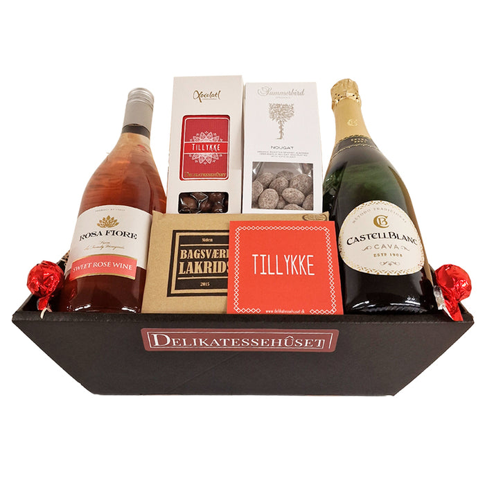 Gavekurv - 'tillykke' med Cava, nødder, lakrids og chokolade