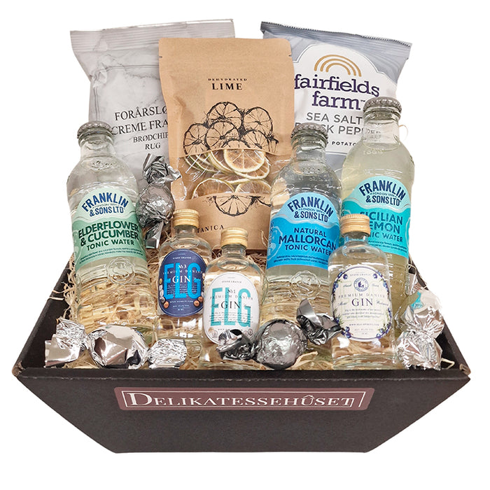 Gavekurv med Dansk gin fra Elg Gin samt tonic og lækre snacks