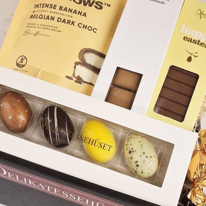 Lille påskekurv med søde lækkerier