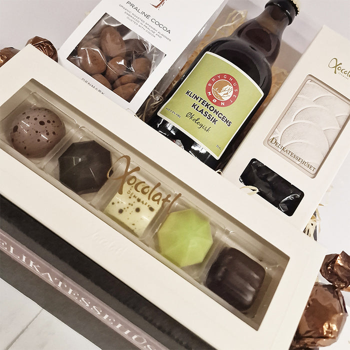 Gavekurv med specialøl, chokolade og lakrids