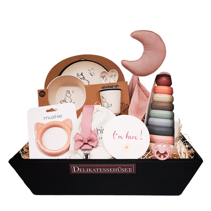 Barselsgave babyshowergave til den nyfødte pige.
