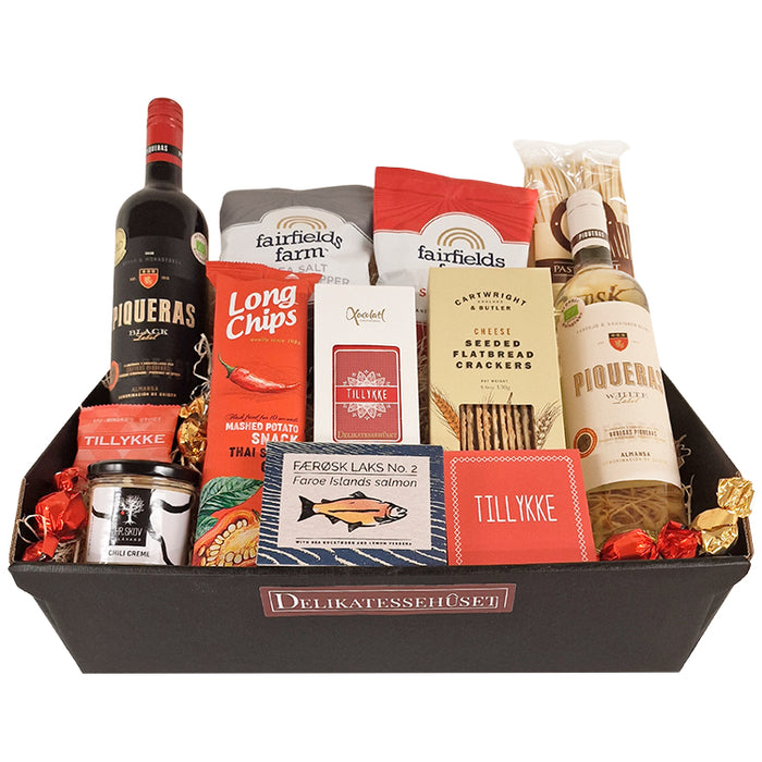 Gavekurv til fødselsdag. Fødselsdagsgave send til modtager. Levering