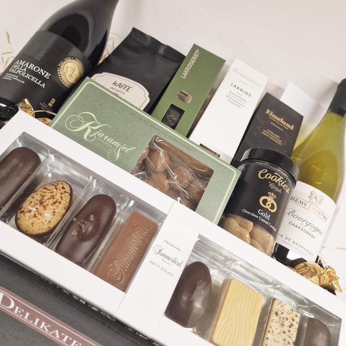 Kæmpe gavekurv med 1.klasses vin og chokolade