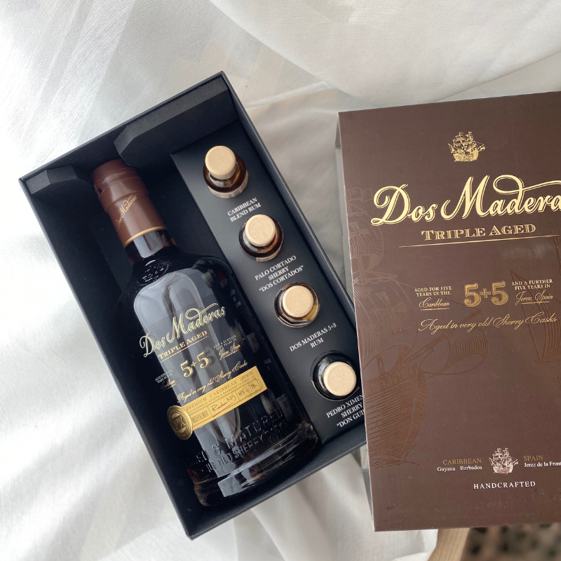 Dos Maderas Tasting Kit med flaske 5+5 Spirit Drink og fire små smagsprøver af rom og sherry