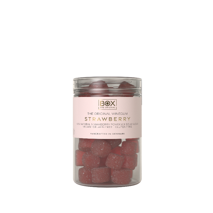 Vegansk jordbær gourmetvingummi uden gelatine, drysset med naturligt jordbærpulver og syrlig sukkercoating