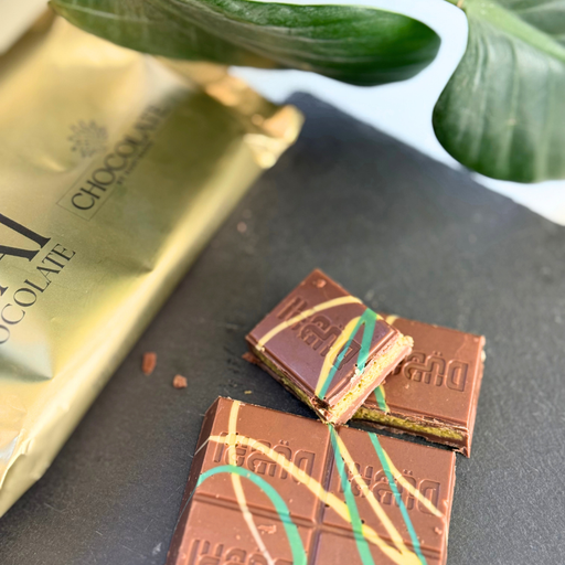 Close-up af Dubai Style Chocolate med silkeblød og intens tekstur