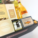 Tillykke gavekurv med Copper Lane hvidvin, FANGST laks, ramsløg aioli og søde specialiteter