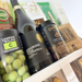 Stor gavekurv i fletkurv fyldt med danske delikatesser og lækkerier. Send en gavekurv, der virkelig gør indtryk.