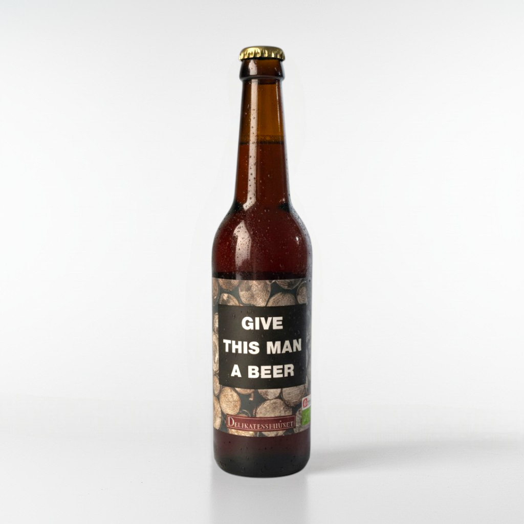 Gave til fars dag eller øl til mænd. Super flot øl med teksten 'give this man a beer'. Perfekt som gave til fx fars dag. 