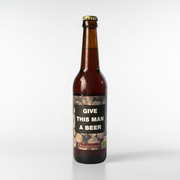 Gave til fars dag eller øl til mænd. Super flot øl med teksten 'give this man a beer'. Perfekt som gave til fx fars dag. 