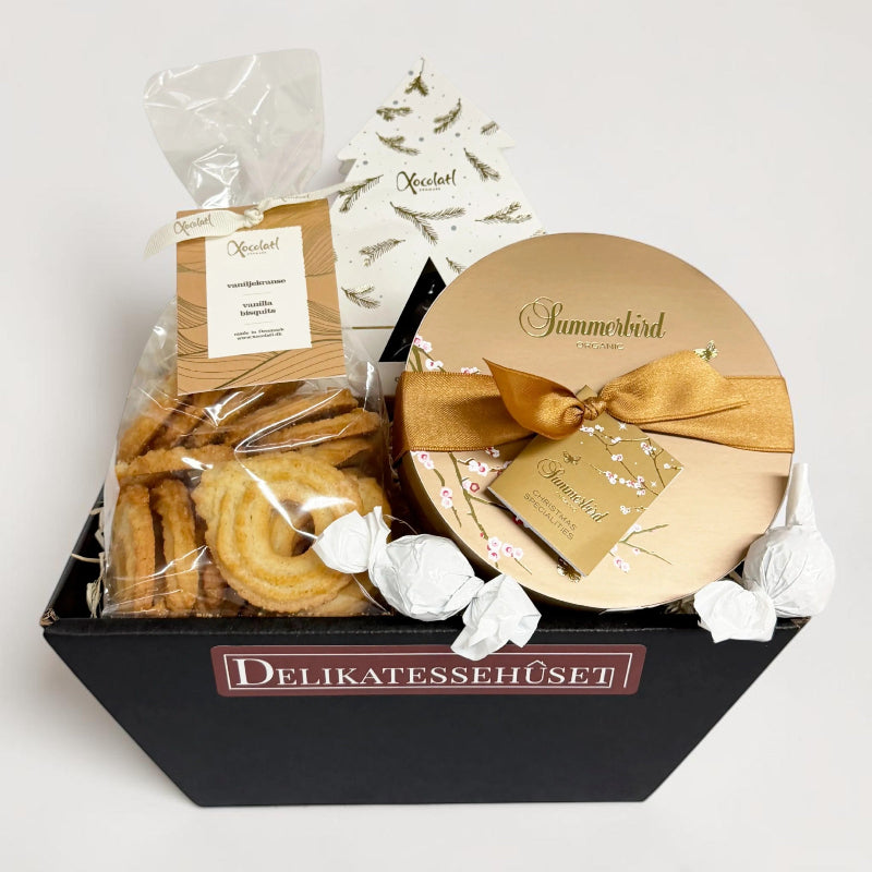 Guld julekurv med summerbird chokolade og vaniljekranse