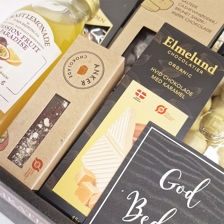 God bedring gavekurv med økologisk chokolade, lemonade og lakrids til forkælelse ved sygdom.