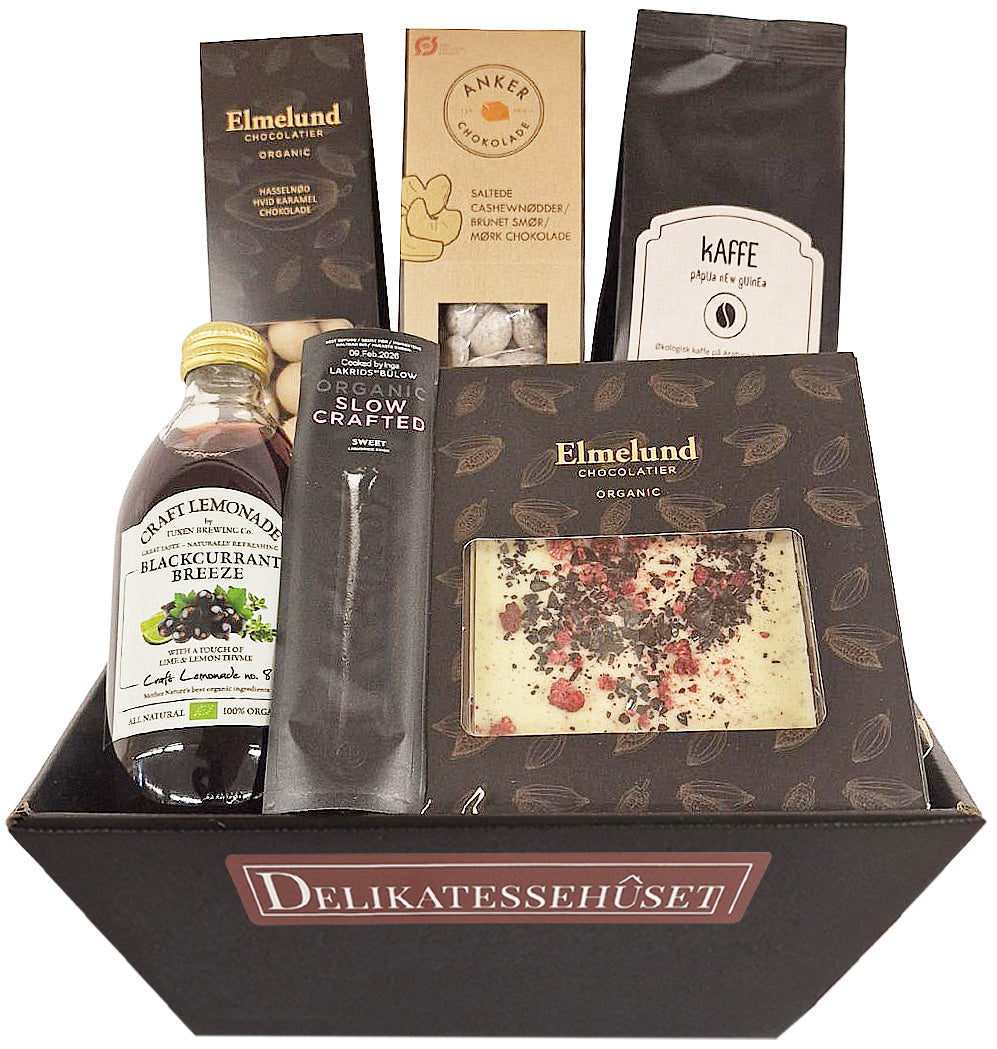 Økologisk gavekurv med kaffe, lemonade og gourmet chokolade fra Delikatessehuset.
