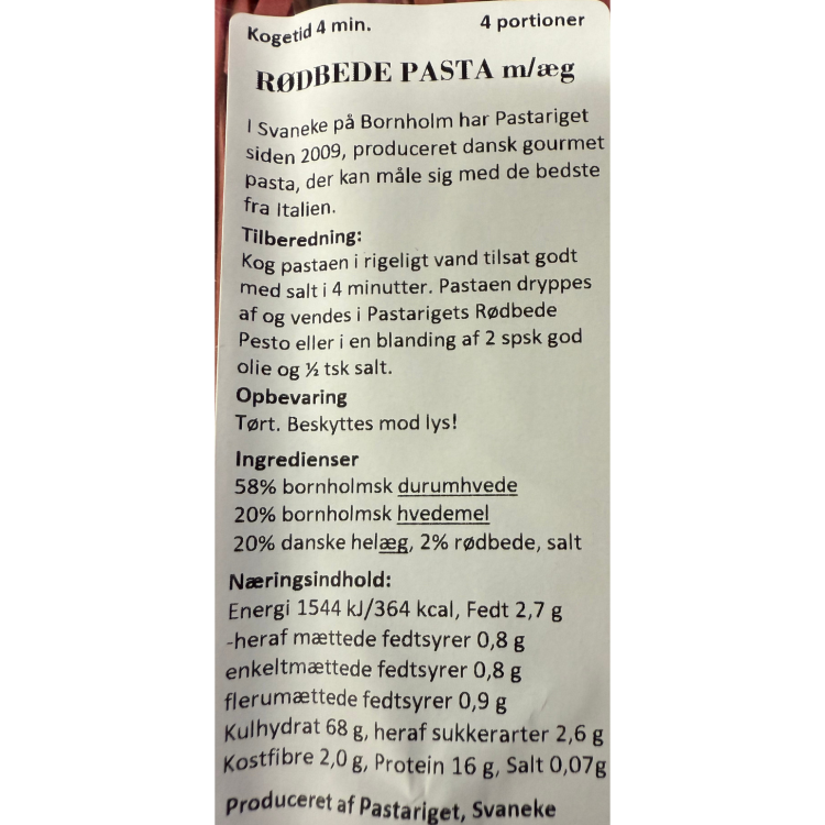 Bagside af emballage fra Pastariget med ingredienser og næringsindhold for rødbedepasta med æg.
