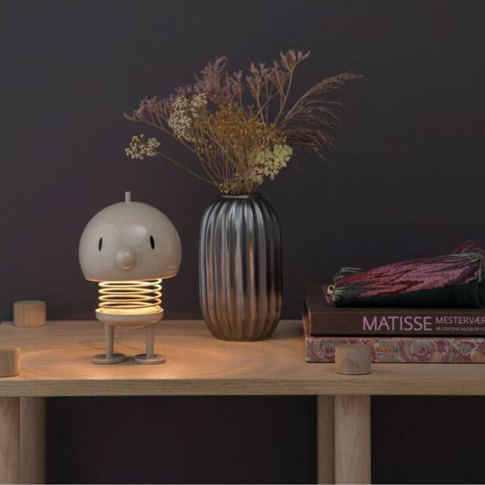Hoptimist Bumble LED lampe - Latte