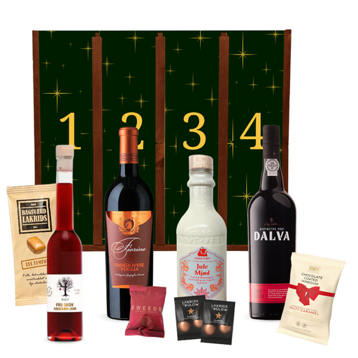 Adventskalender med Kirsebær Likør, Rødvin, Jule Mjød og Portvin samt masser søde lækkerier. 
