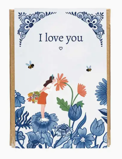 Gaveæske med I love you kort, blomsterillustration og fine blå detaljer til en gave.