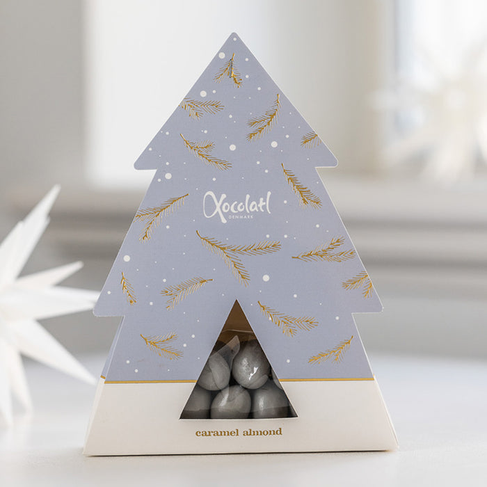 Lækre mandler med lakrids indpakket i den fineste juletræs emballage
