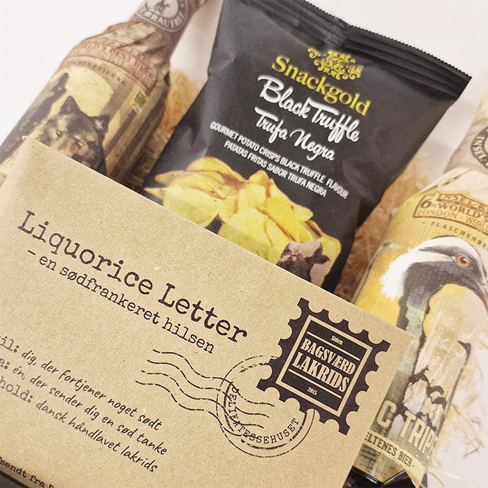 Gavekurv med to udenlanske specialøl, chips og dansk lakrids fra Bagsværd Lakrids